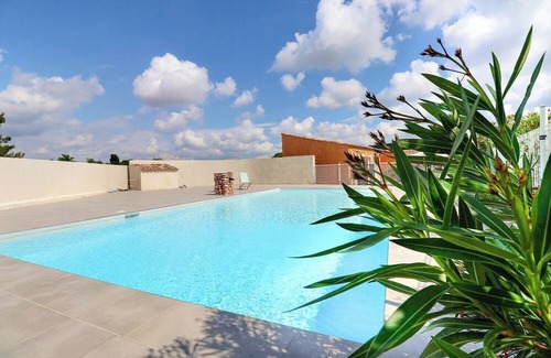Fontvieille Apartment | Mazet Provençal Jardinpiscine Parking Privé Fermé
