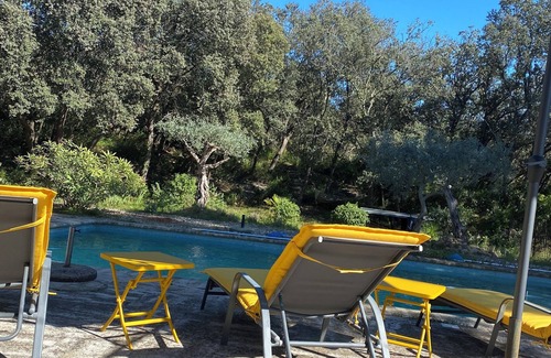Lagnes Cottage | MAZET PROVENCAL NESTLED IN THE HEART OF THE LUBERON