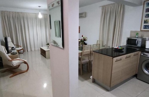 Mazotos Apartment | Mazotos Hilltop Apartment-FREE Welcome Package