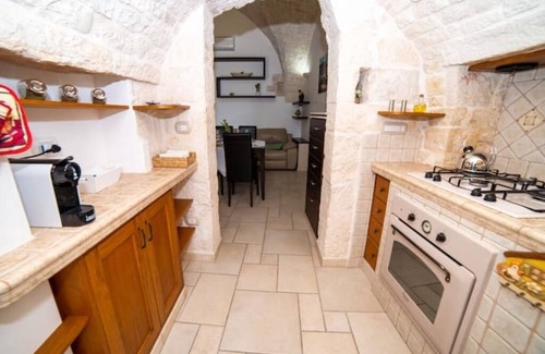 Old Town Cisternino Apartment | Mazzini Terrace - Exclusive Historic Center Apt