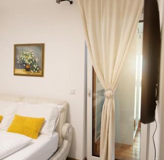 Funfhaus Apartment | MB Apartment & Free Parking