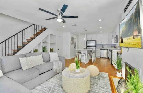 Mission Beach House | MB Massive Oceanview 6BR/6BA Sleep 30+Rooftop Deck