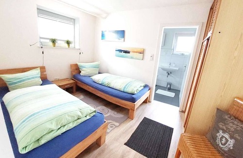 Meerbusch Apartment | MB01 beautiful apartment in Meerbusch near Düsseldorf with free parking