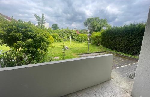 Ueberherrn Apartment | MBZ Monteurwohnung Altforweiler 4 ZKB
