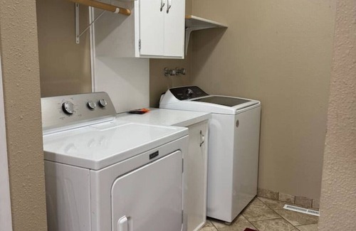 Miles City House | MC Headquarters AND Pets welcome