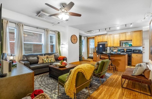 Cleveland Apartment | MC Loft at the Pillars-2bd 1bath University Cir