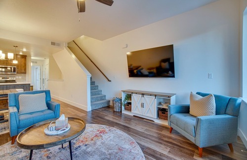 McCall Condo | McCall Vacation Rental w/Private Balcony & Grill!