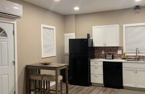 Jerseyville House | McClusky Trail GuesthousenConvenient Access to Jerseyville, Grafton & Alton