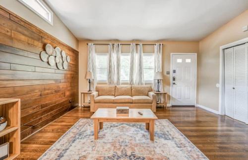 Whitehaven House | McCorkle Retreat