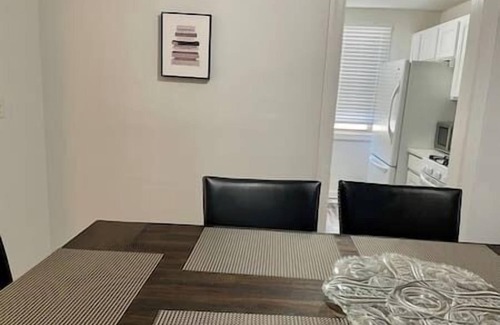 Bronzeville House | McCormick Place, 3 bedroom house