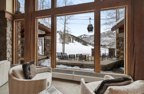 Highlands Townhomes Apartment | McCoy Peak 102 by East West Hospitality