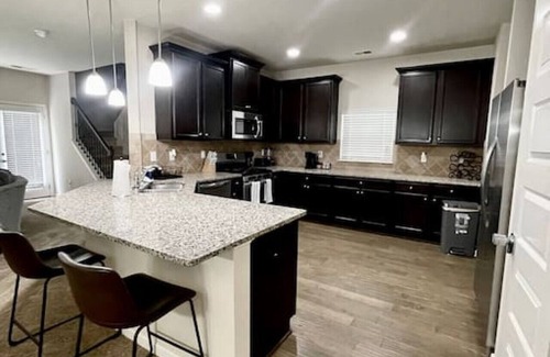McDonough House | McDonough Home Away from Home with Yard, Patio, WiFi, Near Atl Motor Speedway!