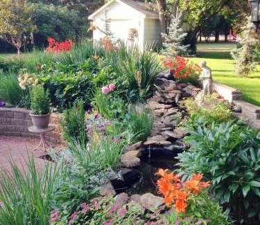 Drumheller Bed & Breakfast | McDougall Lane Bed & Breakfast