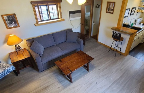 Crowley Lake Cabin | McGee Creek Lodge