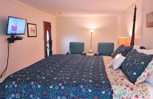 Bryson City House | McKinley Edwards Inn
