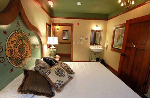 Concordia Hotel | McMenamins Kennedy School