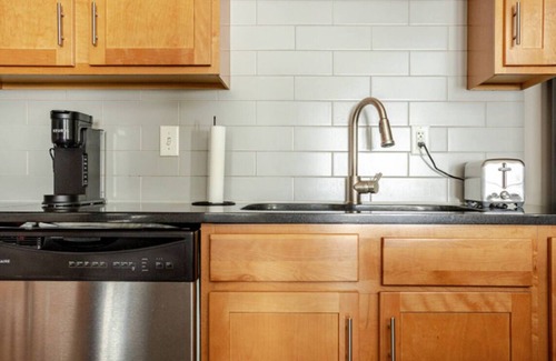 Mile Square Apartment | McOuat Place 4B - Luxury 1 Bed Downtown Indy Apartment Prime Location