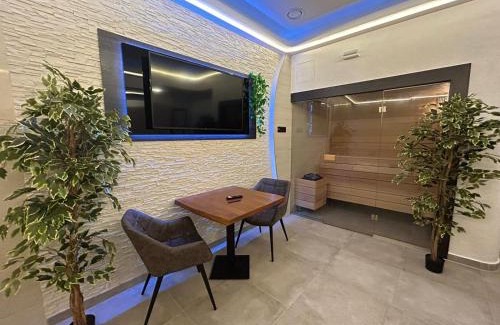 Stadtmitte Apartment | me and SPA