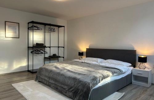 Brake Apartment | ME LIVING Ferienwohnung Loft Lemgo Brake