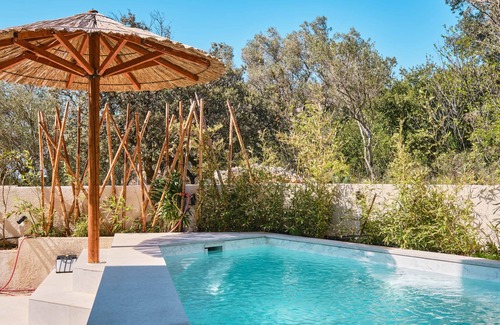Miholascica Villa | MEACres Sea - seaview pool villa
