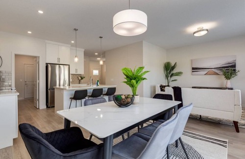 Cochrane Apartment | "Meadow" 3 Bdrm Upper Suite w/Bunkbeds!