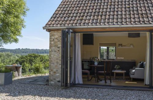 Axminster House | Meadow Barn