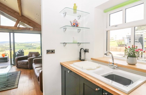 Longridge Cottage | Meadow Cottage at Hill Top Farm