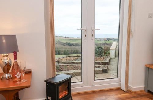 Scarborough House | Meadow Cottage