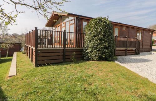 Newton Ferrers House | Meadow Lodge