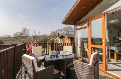 Newton Ferrers House | Meadow Lodge