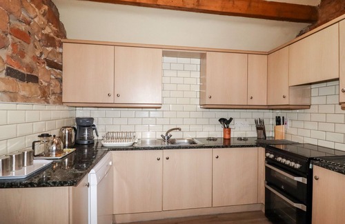 Ipstones Cottage | MEADOW PLACE, pet friendly, character holiday cottage in Ipstones