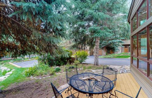 Vail House | Meadow Run, Unit 15
