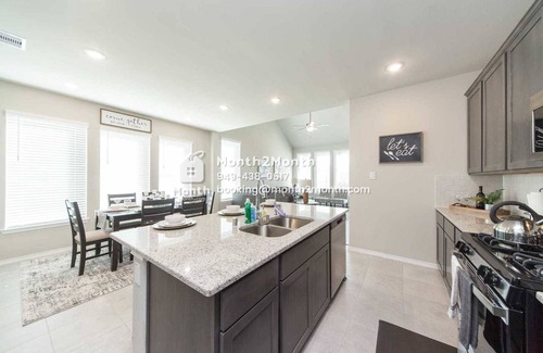 Sienna Plantation House | Meadow Trail Manor #41357