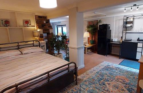 Bedford Apartment | Meadow View