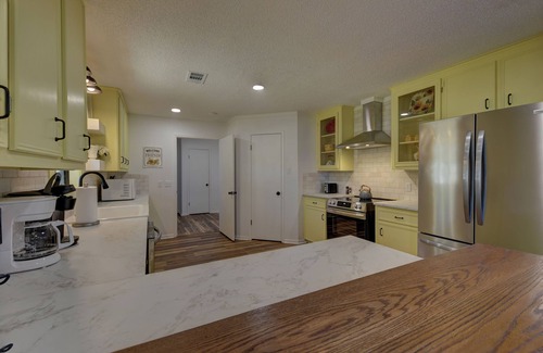 Fayetteville Other | Meadow View Ranch House - A spacious 4-bedroom farmhouse in the Round Top area