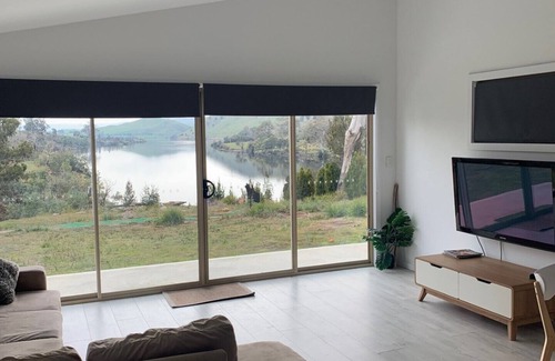 Ellendale House | Meadowbank Lakehouse