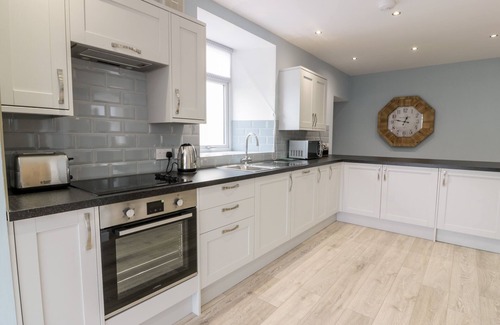 Maidens Cottage | MEADOWBANK, pet friendly, country holiday cottage in Maidens