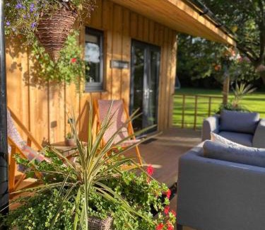 Dunnington House | Meadows Lodge
