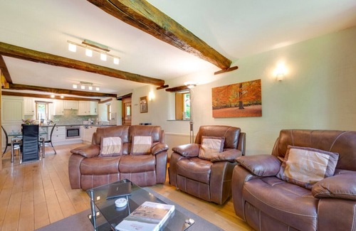 Worlington House | Meadowside Barn - Two Bedroom House, Sleeps 4