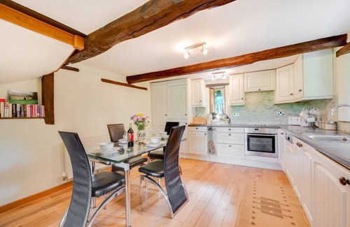 Worlington House | Meadowside Barn - Two Bedroom House, Sleeps 4