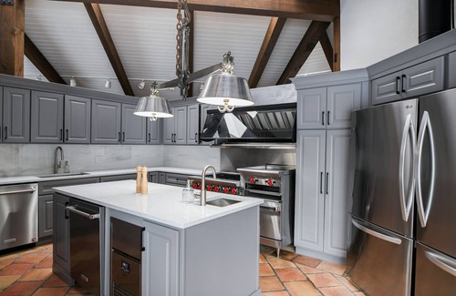 Stowe Area House | Meadowstone Manor Stowe, VT -14 BR Private Manor, 30 Acres, Pool, Tennis, Hiking