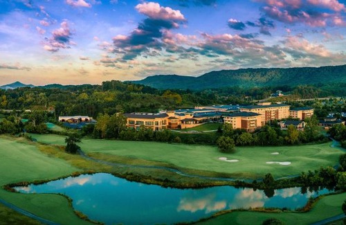Kingsport Resort | MeadowView Marriott Conference Resort and Convention Center