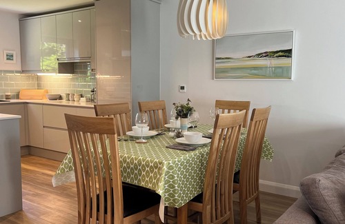 Mabe House | Meadowvine