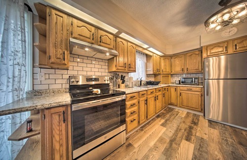 Meadville House | Meadville Home: Private Yard & Fishing Nearby