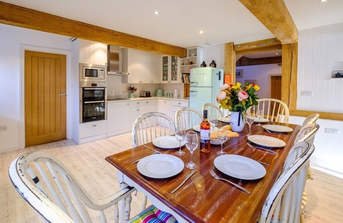 Thorpeness Apartment | Meare House - sleeps 10 guests in 4 bedrooms