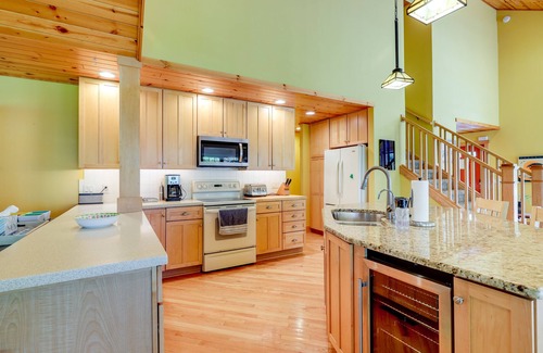 Shelby House | Mears Vacation Rental - Walk to Lake Michigan!