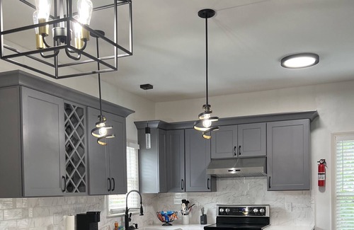Mechanicsville House | Mechanicsville renovated beautiful home, located near dining, night life & Hwy’s