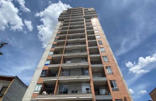 Guayabal Apartment | Medellin Condo 3 Bedroom/2 Full Bath with WiFi