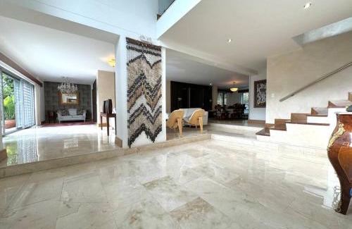 Envigado Villa | Medellin Mansion 680 m2 with pool and steam room