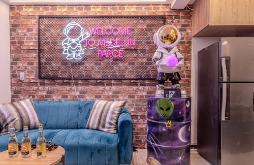 Medellin House | Medellin Trendy Influencer ArtPop Colors Apartment Unique in the area